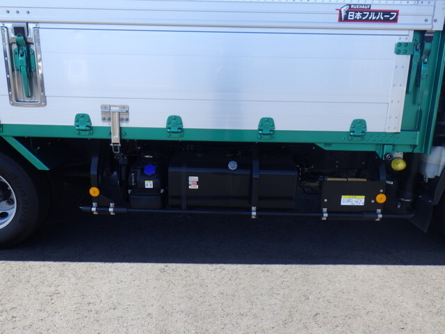 いすゞエルフアルミウイング小型（2t・3t）[写真19]