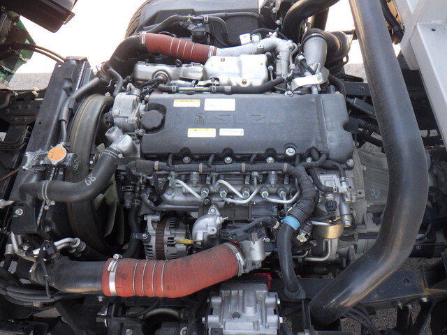 いすゞエルフアルミウイング小型（2t・3t）[写真29]