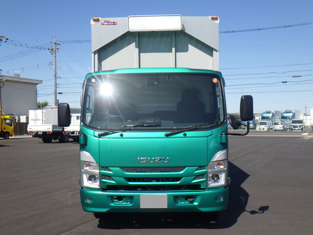 いすゞエルフアルミウイング小型（2t・3t）[写真03]