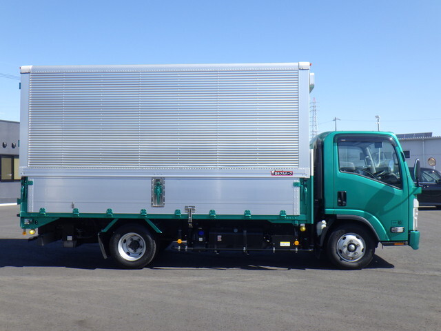 いすゞエルフアルミウイング小型（2t・3t）[写真05]