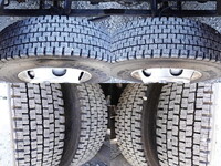 いすゞフォワードアルミウイング中型（4t）[写真13]