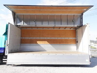 いすゞフォワードアルミウイング中型（4t）[写真10]