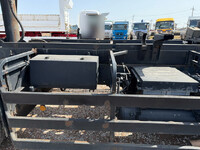 UDトラックスクオン深ダンプ（土砂禁ダンプ）大型（10t）[写真25]