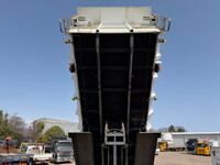 UDトラックスクオン深ダンプ（土砂禁ダンプ）大型（10t）[写真28]