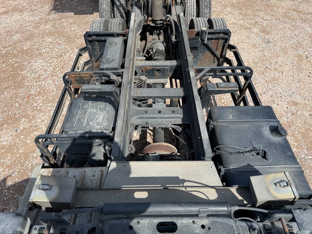 UDトラックスクオン深ダンプ（土砂禁ダンプ）大型（10t）[写真29]