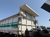 UDトラックスクオン深ダンプ（土砂禁ダンプ）大型（10t）[写真34]