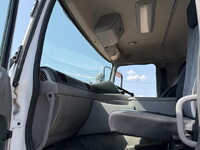 UDトラックスクオン深ダンプ（土砂禁ダンプ）大型（10t）[写真36]