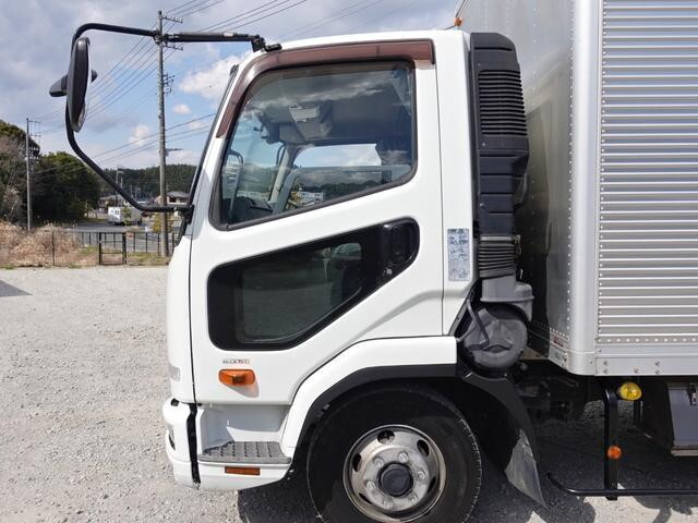 三菱ふそうファイターアルミバン中型（4t）[写真13]