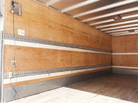 三菱ふそうファイターアルミバン中型（4t）[写真16]