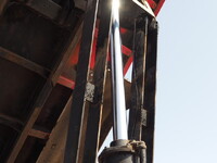 UDトラックスクオンダンプ大型（10t）[写真14]