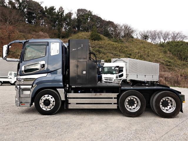 三菱ふそうスーパーグレートトレーラーヘッド（トラクターヘッド）大型（10t）[写真10]