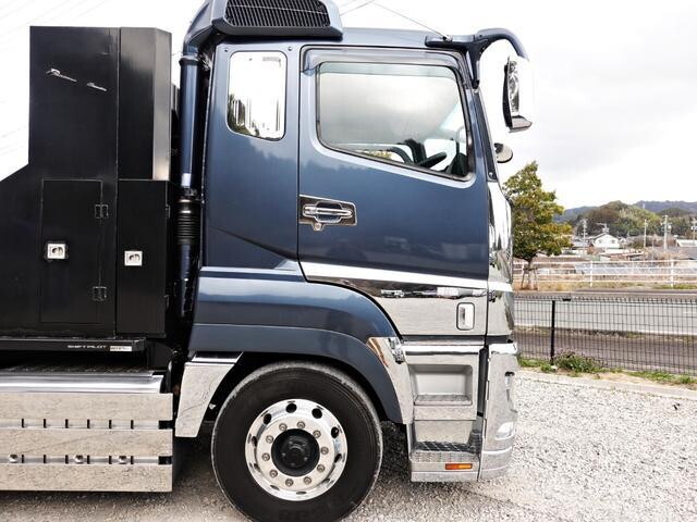 三菱ふそうスーパーグレートトレーラーヘッド（トラクターヘッド）大型（10t）[写真08]
