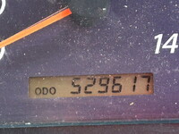 いすゞギガアルミウイング大型（10t）[写真24]