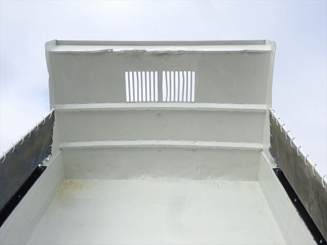 日野レンジャーダンプ中型（4t）[写真17]