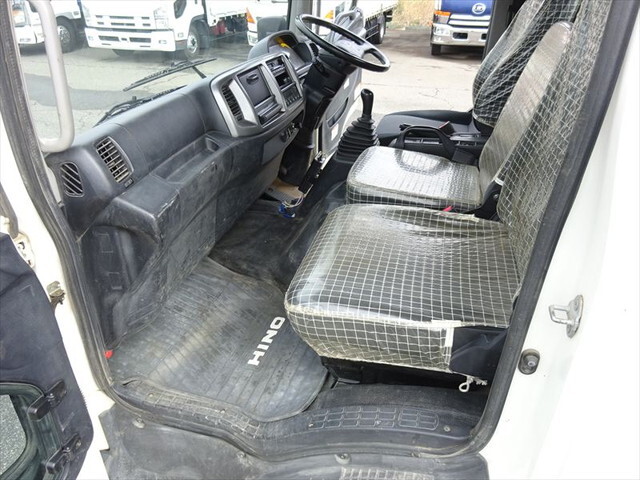 日野レンジャーダンプ中型（4t）[写真29]