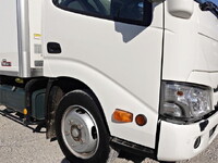 日野デュトロ冷凍車（冷蔵車）小型（2t・3t）[写真07]