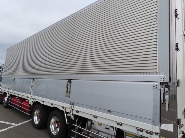 日野プロフィアアルミウイング大型（10t）[写真28]