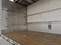 日野プロフィアアルミウイング大型（10t）[写真32]