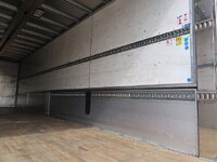 日野プロフィアアルミウイング大型（10t）[写真37]