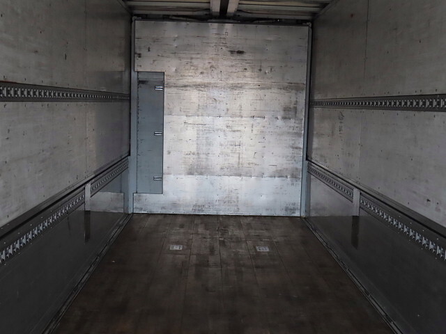 日野プロフィアアルミウイング大型（10t）[写真38]