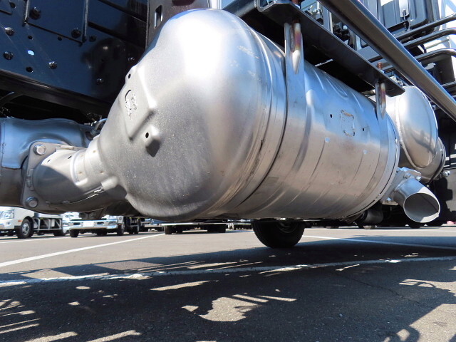 三菱ふそうファイターコンテナ専用車中型（4t）[写真10]