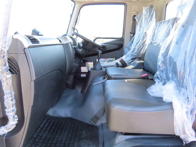 三菱ふそうファイターコンテナ専用車中型（4t）[写真18]