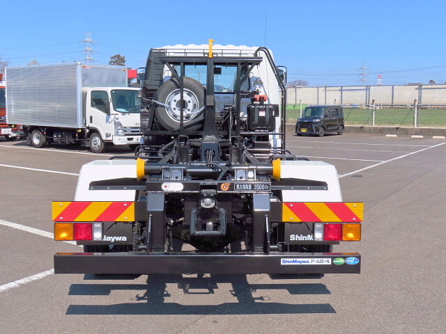 三菱ふそうファイターコンテナ専用車中型（4t）[写真05]