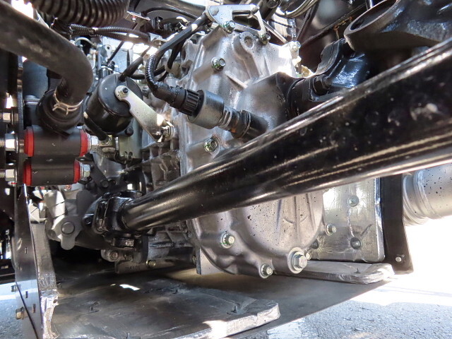 三菱ふそうファイターコンテナ専用車中型（4t）[写真06]