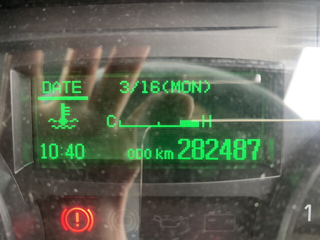 三菱ふそうキャンター平ボディ小型（2t・3t）[写真19]