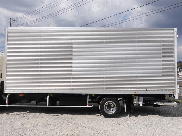 日野レンジャーアルミバン中型（4t）[写真10]