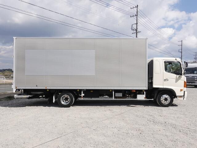 日野レンジャーアルミバン中型（4t）[写真09]