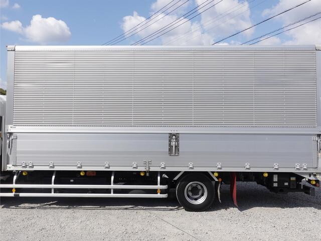 いすゞフォワードアルミウイング中型（4t）[写真10]