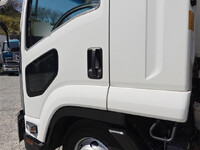 いすゞフォワードアルミウイング中型（4t）[写真13]