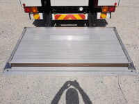 いすゞフォワードアルミウイング中型（4t）[写真17]