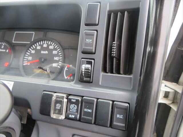 いすゞエルフダンプ小型（2t・3t）[写真33]