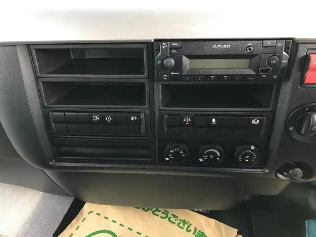 三菱ふそうファイターダンプ中型（4t）[写真11]