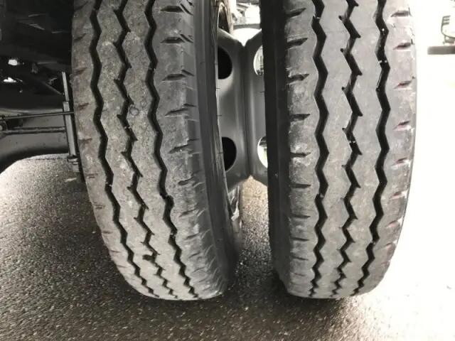 三菱ふそうファイターダンプ中型（4t）[写真25]