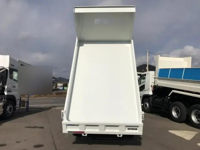 三菱ふそうファイターダンプ中型（4t）[写真07]