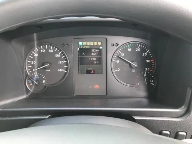 三菱ふそうファイターダンプ中型（4t）[写真09]