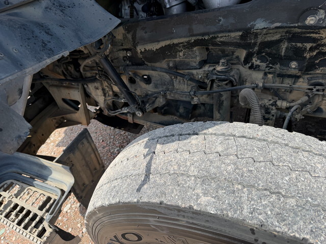 いすゞギガダンプ大型（10t）[写真10]