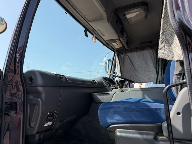 いすゞギガダンプ大型（10t）[写真34]