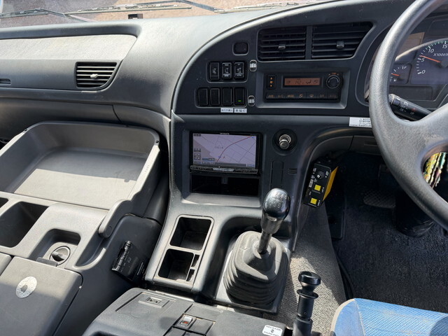 いすゞギガダンプ大型（10t）[写真38]