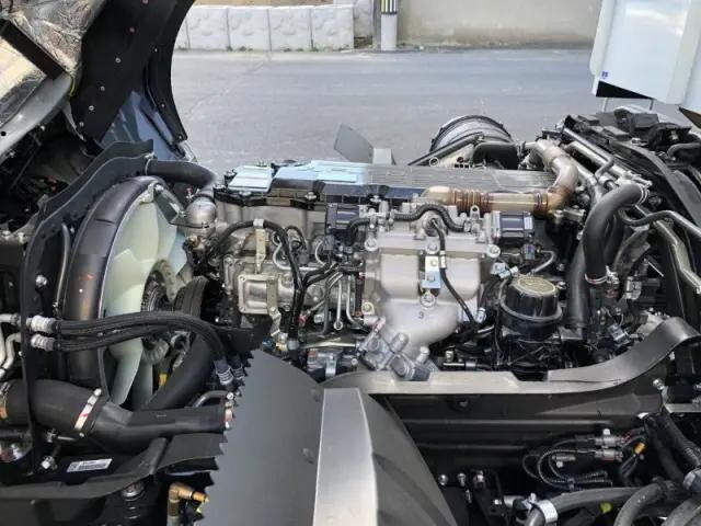 三菱ふそうファイターダンプ中型（4t）[写真18]