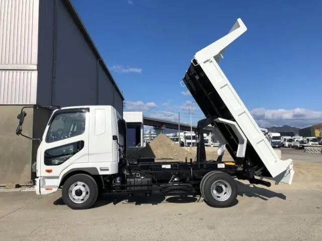 三菱ふそうファイターダンプ中型（4t）[写真06]