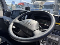 三菱ふそうキャンター冷凍車（冷蔵車）小型（2t・3t）[写真23]