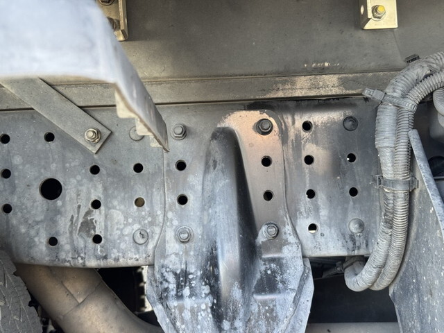 三菱ふそうキャンター冷凍車（冷蔵車）小型（2t・3t）[写真28]