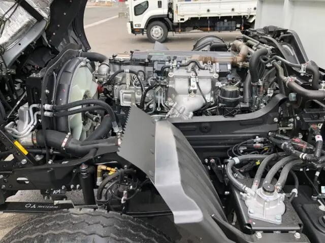 三菱ふそうファイターダンプ中型（4t）[写真17]