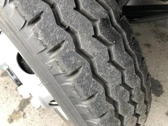 三菱ふそうファイターダンプ中型（4t）[写真21]