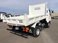 三菱ふそうファイターダンプ中型（4t）[写真02]