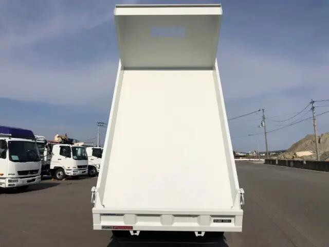 三菱ふそうファイターダンプ中型（4t）[写真07]
